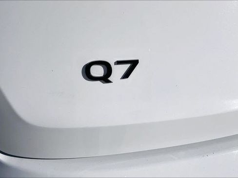 Used 2025 Audi Q7 3.0T Premium Plus image 8