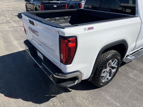 New 2026 GMC Sierra 1500 SLT w/ SLT Premium Plus Package image 47