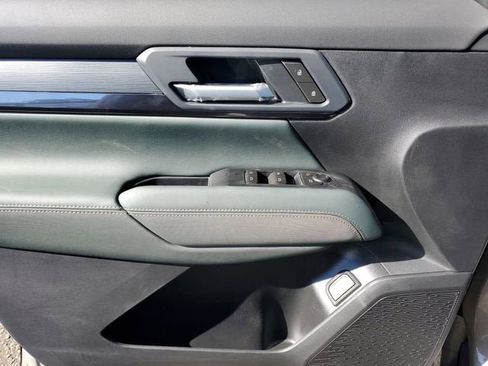 New 2026 GMC Terrain AT4 w/ Technology Package II image 17