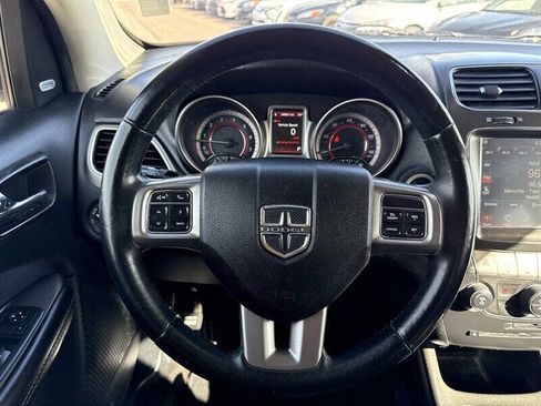 Used 2017 Dodge Journey Crossroad w/ Popular Equipment Group FWD image 23