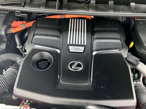 Used 2025 Lexus LX 700h F Sport image 43