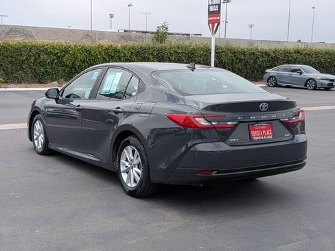 Used 2025 Toyota Camry LE w/ Convenience Package FWD image 11