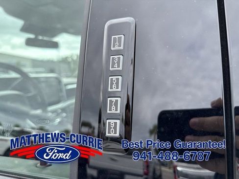 New 2026 Ford F250 Platinum w/ Platinum Plus Package AWD/4WD image 9