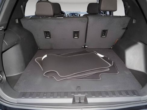 Certified 2023 Chevrolet Equinox LS w/ LS Convenience Package AWD/4WD image 9