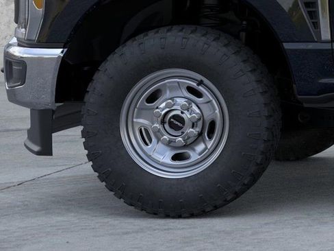New 2026 Ford F250 XL image 19