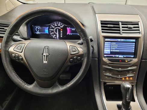 Used 2015 Lincoln MKX AWD w/ Equipment Group 101A image 22