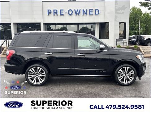 Used 2021 Ford Expedition Platinum AWD/4WD image 2