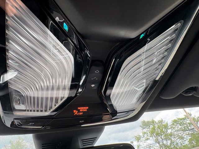 Used 2025 BMW 330i xDrive Sedan AWD/4WD image 37