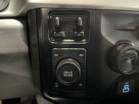 Used 2024 Ford F350 XL w/ Snow Plow Prep Package image 28