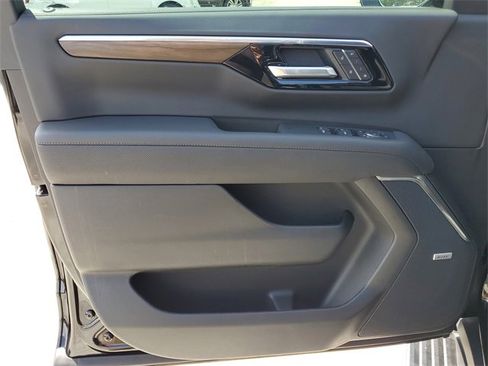 New 2026 Chevrolet Tahoe High Country image 11