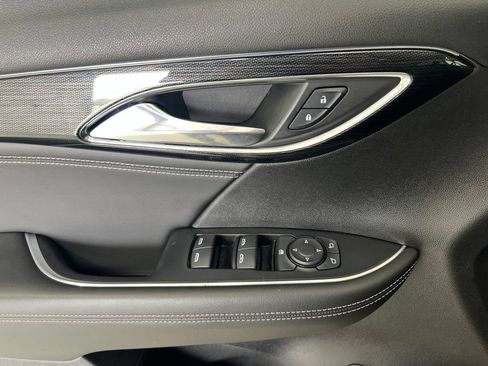 Used 2023 Buick Envision Preferred FWD image 21