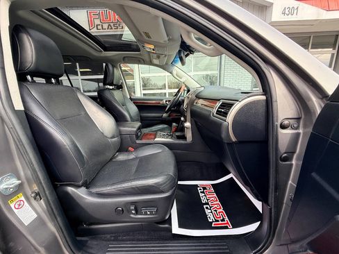 Used 2012 Lexus GX 460 Premium image 40