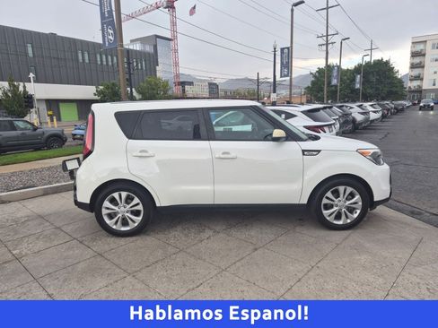 Used 2016 Kia Soul + FWD image 2