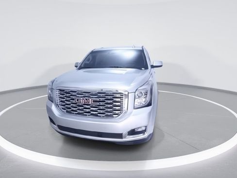 Used 2019 GMC Yukon Denali w/ Open Road Package image 4