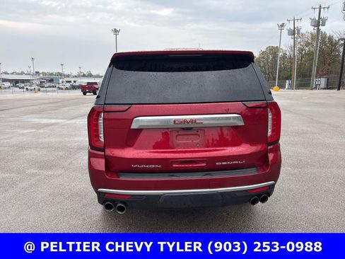 Used 2024 GMC Yukon Denali w/ Advanced Technology Package image 6