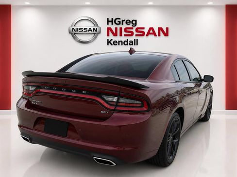 Used 2021 Dodge Charger SXT w/ Plus Group RWD image 4