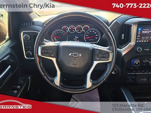 Used 2021 Chevrolet Silverado 1500 LT Trail Boss w/ Convenience Package II AWD/4WD image 7