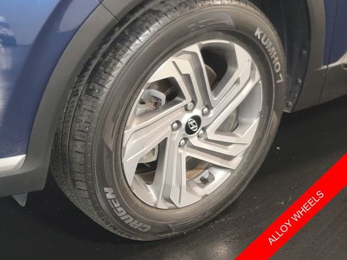 Used 2023 Hyundai Santa Fe SEL image 6