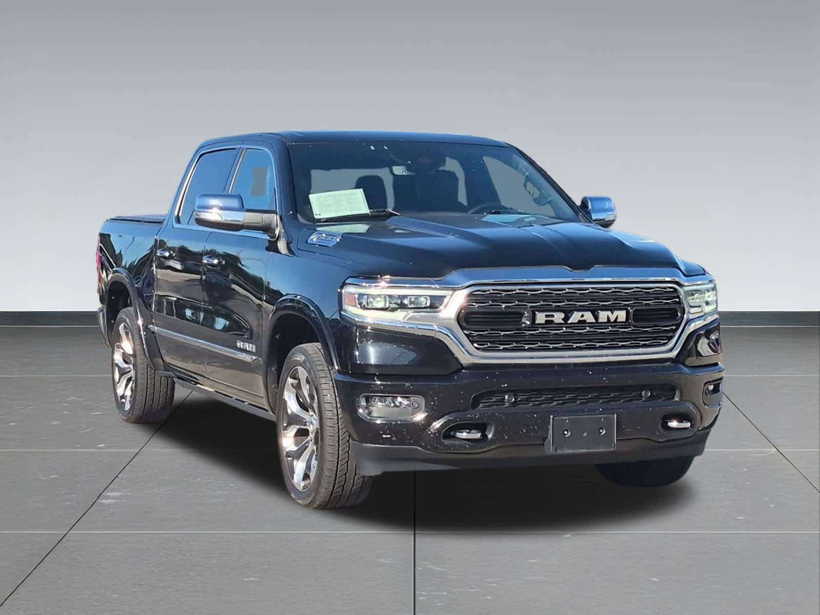 Used 2022 RAM 1500 Limited w/ Body Color Bumper Group AWD/4WD image 8