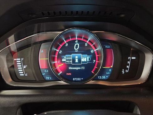 Used 2015 Volvo XC60 T6 R-Design Premier Plus image 11