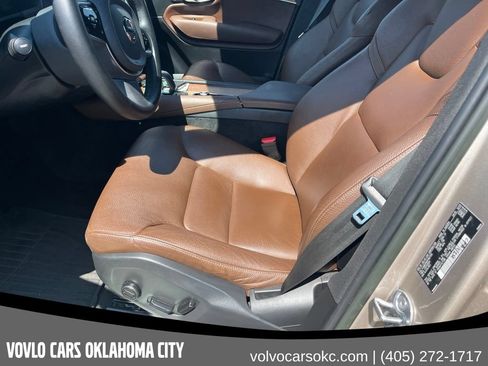 Certified 2023 Volvo XC90 B6 Plus w/ Protection Package Premier AWD/4WD image 9