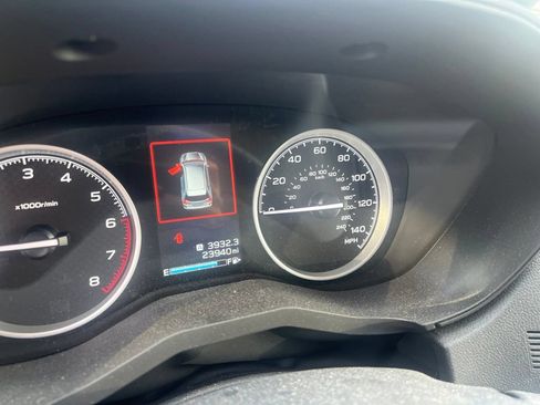 Used 2023 Subaru Forester Premium AWD/4WD image 19