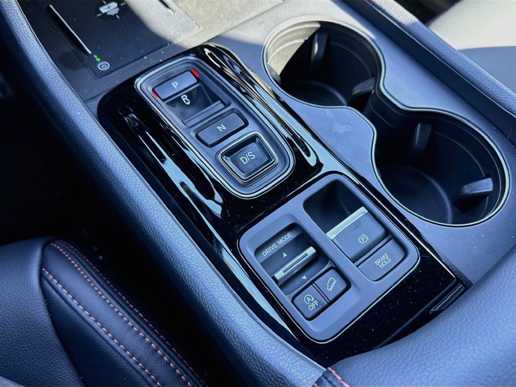 Used 2025 Honda Pilot TrailSport image 29