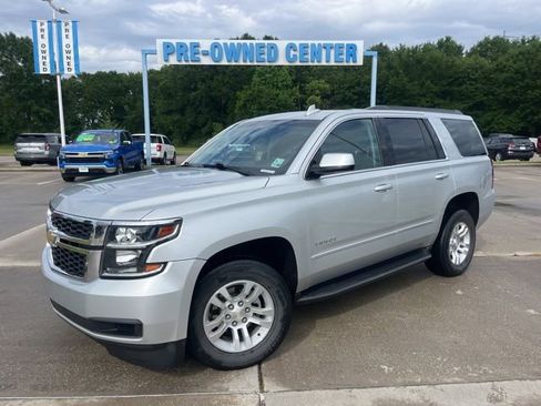 Used 2018 Chevrolet Tahoe LS RWD image 2