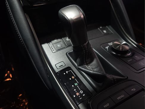 Used 2024 Lexus IS 350 F Sport RWD image 26