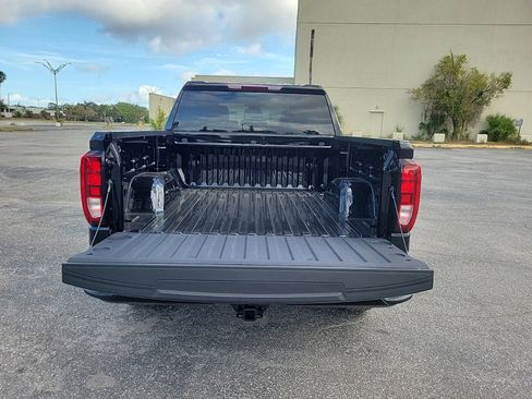 New 2026 GMC Sierra 1500 Elevation image 7