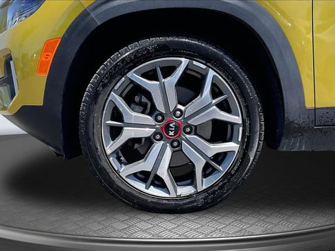 Used 2024 Kia Sportage EX FWD image 9
