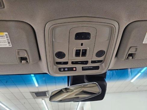 Used 2017 Cadillac CTS Luxury image 23