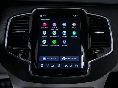 Certified 2025 Volvo XC90 T8 Plus w/ Protection Package Premier AWD/4WD image 14