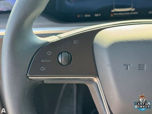 Used 2025 Tesla Model X AWD/4WD image 22