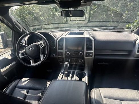 Used 2020 Ford F150 Lariat w/ Equipment Group 502A Luxury AWD/4WD image 20