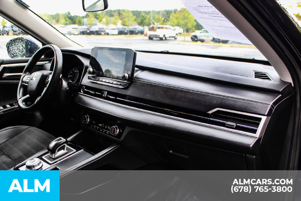 Used 2024 Mitsubishi Outlander SE FWD image 26