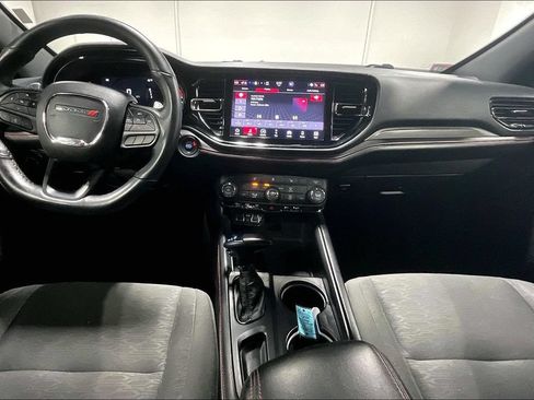 Used 2025 Dodge Durango GT AWD/4WD image 18