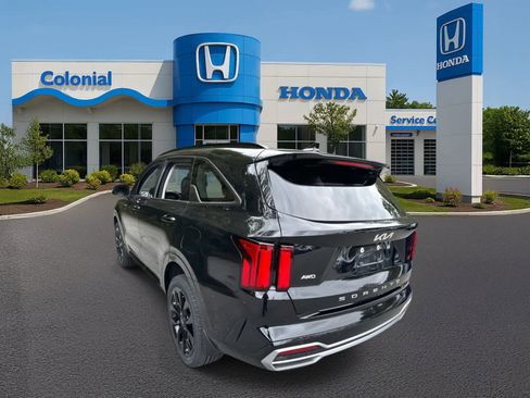 Used 2022 Kia Sorento SX image 4
