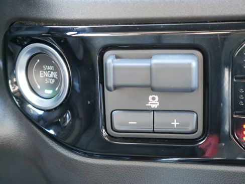 Certified 2025 Chevrolet Silverado 2500 High Country w/ High Country Premium Package image 24