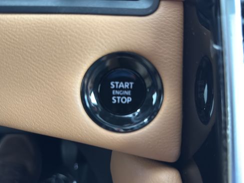 Used 2025 Nissan Armada Platinum Reserve w/ Convenience Package RWD image 43