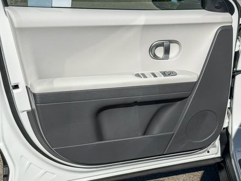 Certified 2024 Hyundai Ioniq 5 SEL RWD image 23