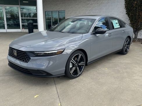 New 2025 Honda Accord Sport image 7