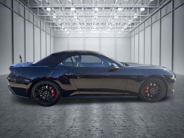 Used 2024 Ford Mustang GT Premium RWD image 2