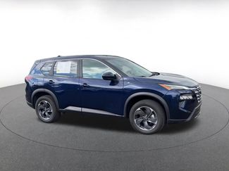 Used 2025 Nissan Rogue SV FWD video 2