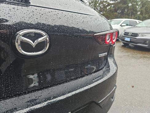 Used 2023 MAZDA MAZDA3 s image 14