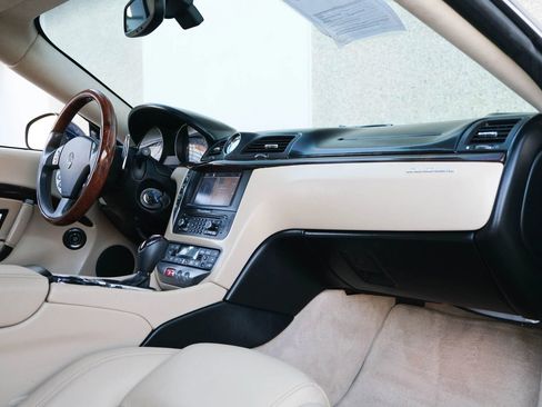 Used 2010 Maserati GranTurismo Coupe 2D image 25