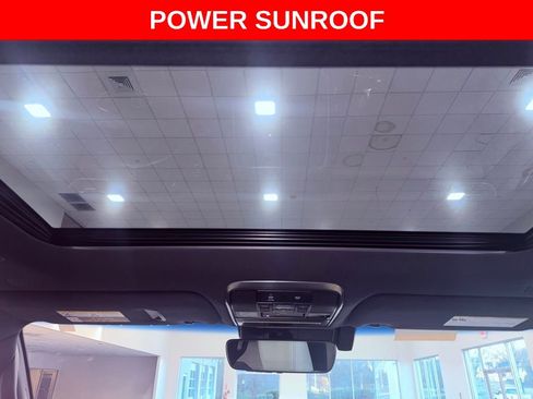 Certified 2022 Lexus LX 600 4WD w/ Luxury Package image 11