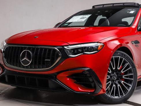 New 2026 Mercedes-Benz E 53 AMG e 4MATIC Sedan image 2