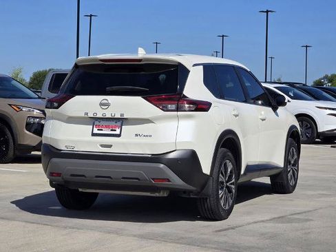 Certified 2023 Nissan Rogue SV AWD/4WD image 6