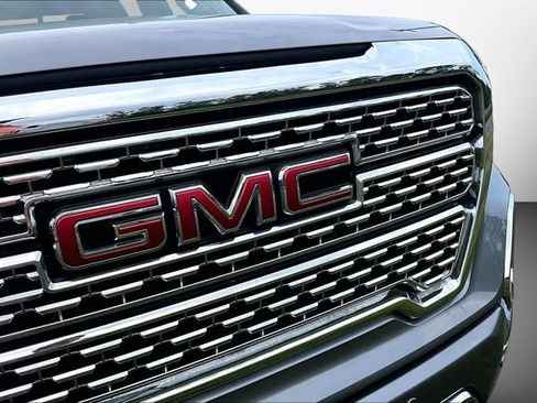 Used 2022 GMC Sierra 1500 Denali w/ Driver Alert Package II AWD/4WD image 29